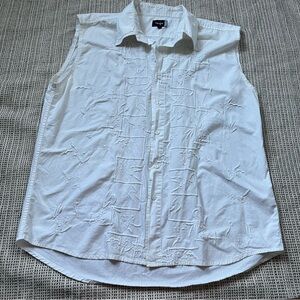 NOJO White Embroidered Sleeveless Button Up Size XL